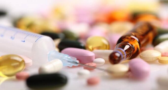 Le traitement complet de l’arthrose comprend la prise de divers médicaments.